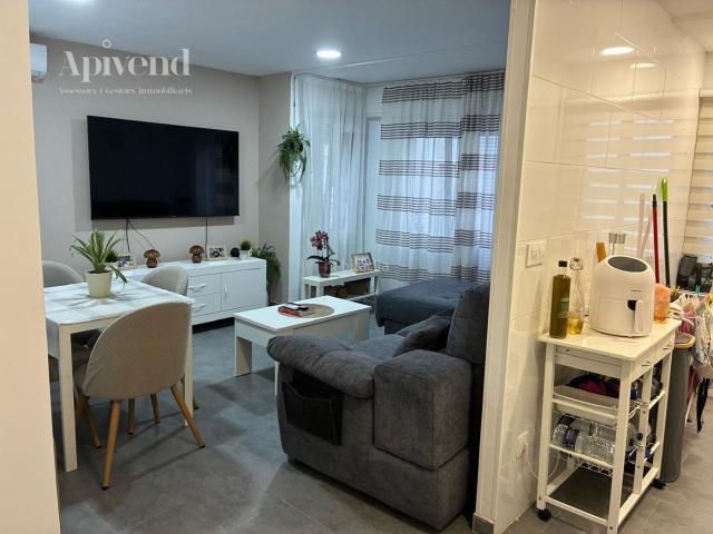 Piso en venta en Roses, Centre Costa Brava. Nou 9. Pisos.