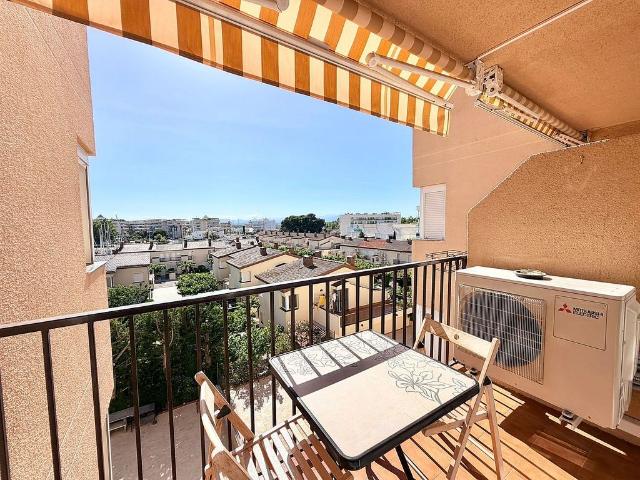 Piso en venta en Roses, de 43 m² 2 habitaciones por 194.900