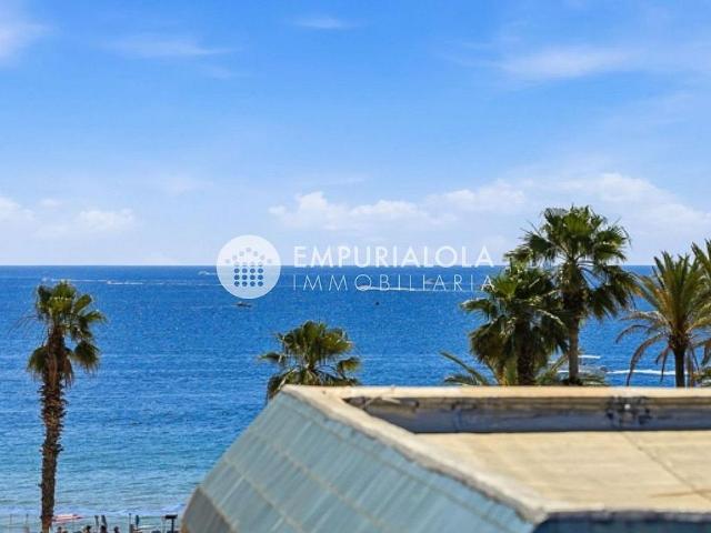 Piso en venta en Roses, de 59 m² 2 habitaciones por 215.000