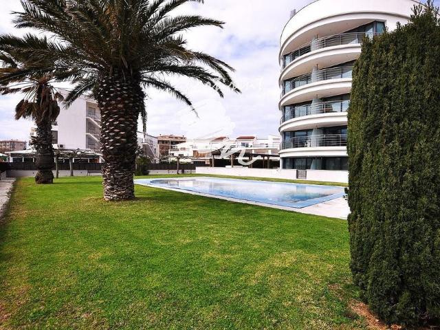 Piso en venta en paseo Maritimo, Roses, de 53 m² 2 habitaciones por 550.000
