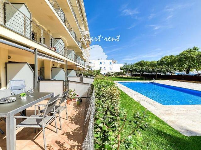 Piso en venta en Roses, de 65 m² 2 habitaciones por 480.000