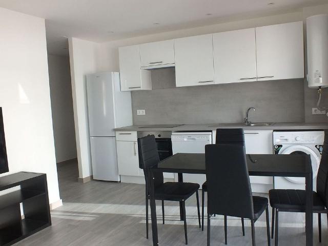 Piso en venta en calle De la Roca Negra, Roses, de 67 m² 3 habitaciones por 224.000