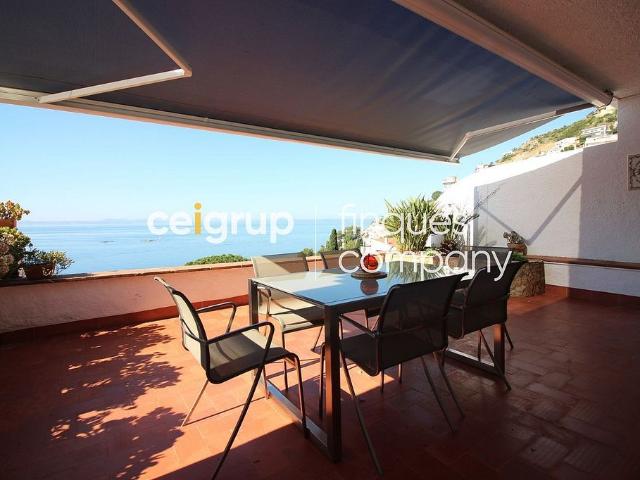 Piso en venta en Roses, de 99 m² 3 habitaciones por 530.000