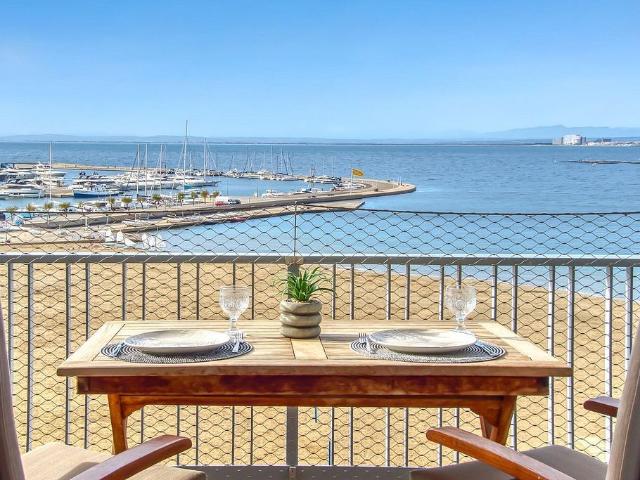 Piso en venta en Roses, de 93 m² 3 habitaciones por 750.000