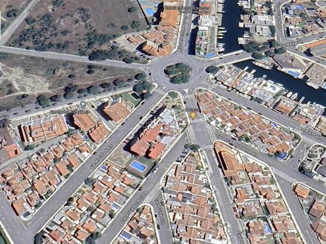Piso en venta en Roses, Santa Margarida Costa Brava. Venta piso en Roses Girona. Pisos.