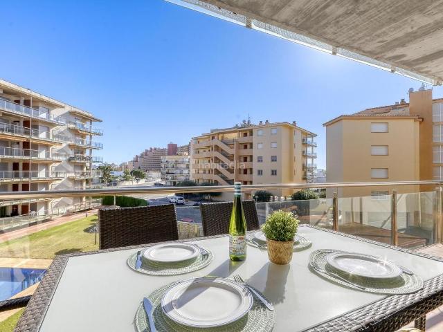 Piso en venta en Roses, Santa Margarida Costa Brava. Apartamento en venta en Santa Margarita, Roses con terraza soleada y 3 piscinas!. Pisos.