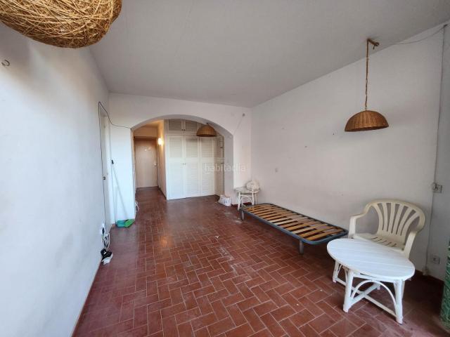 Piso en venta en Roses, Santa Margarida Costa Brava. Piso vista jardin tropical y piscinas. Pisos.