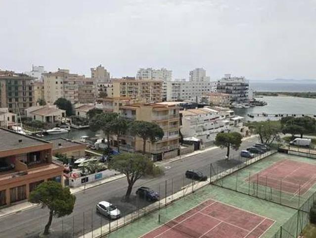 Piso en Venta en Roses