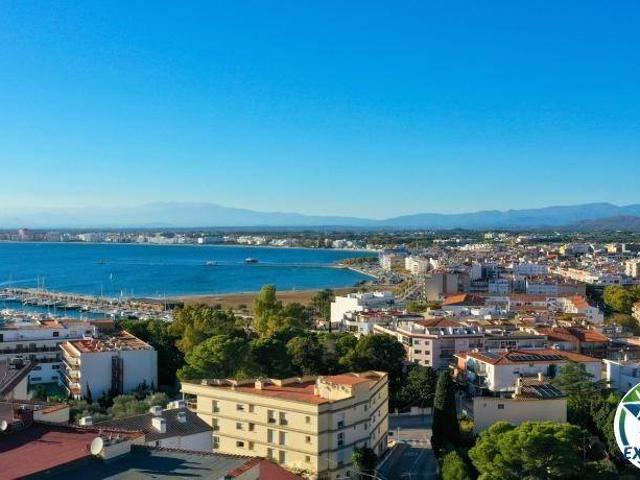 Piso en Venta en Roses