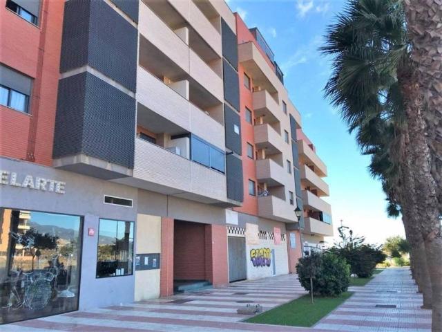 Piso en Venta en Roquetas de Mar