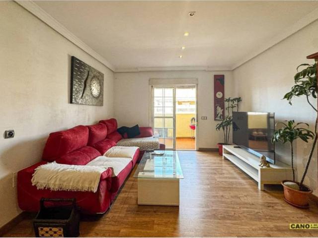 Piso en Venta en Roquetas de Mar