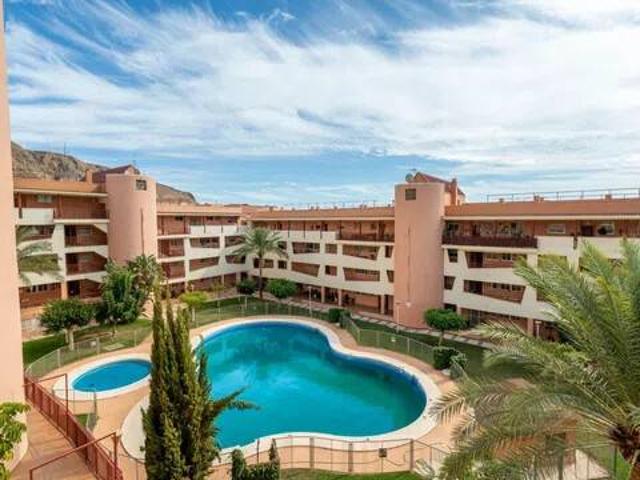 Piso en Venta en Roquetas de Mar