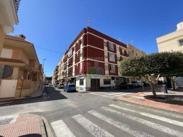 Piso en Venta en Roquetas de Mar