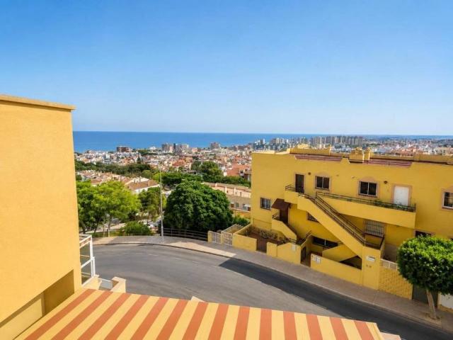 Piso en Venta en Roquetas de Mar