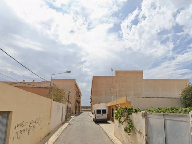 Piso en Venta en Roquetas de Mar