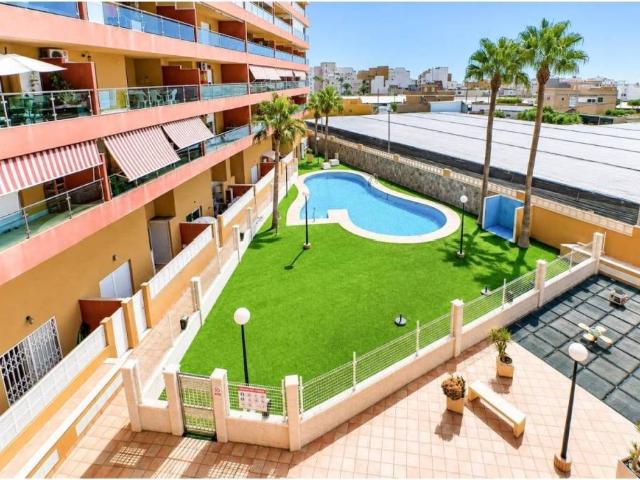 Piso en Venta en Roquetas de Mar