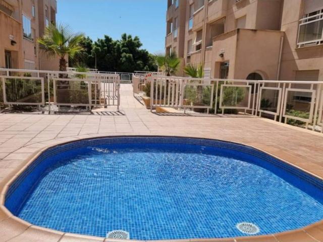 Piso en Venta en Roquetas de Mar