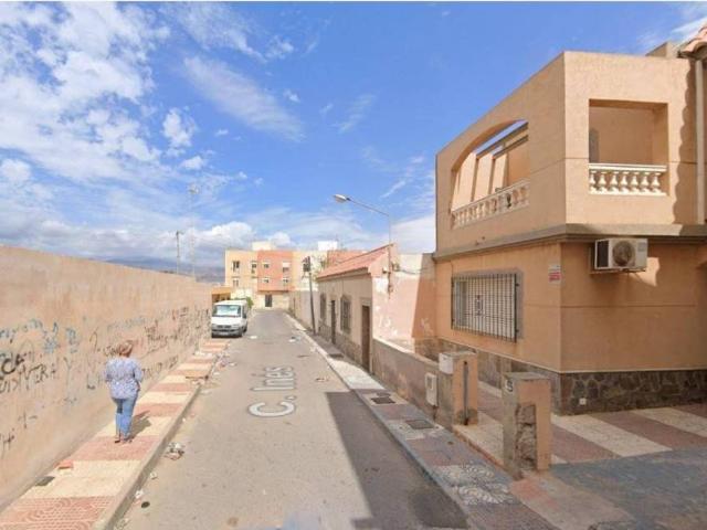 Piso en Venta en Roquetas de Mar