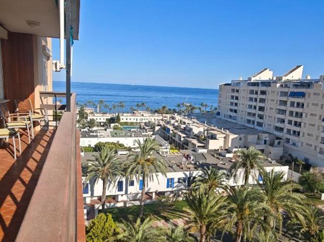 Piso en venta en Roquetas de Mar, Aguadulce Sur. Espectacular piso con vistas al mar en Aguadulce. Pisos Roquetas de.