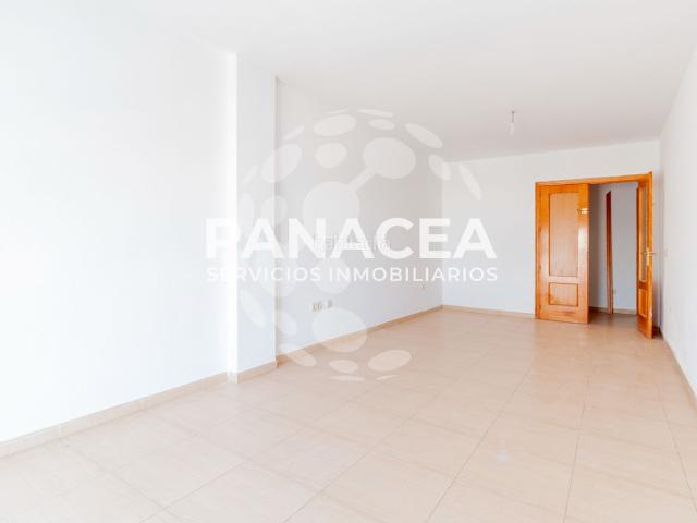 Piso en venta en Roquetas de Mar, Carretera Mojonera Cortijos de Marín. Piso en venta en Carretera Mojonera. Pisos Roquetas de.