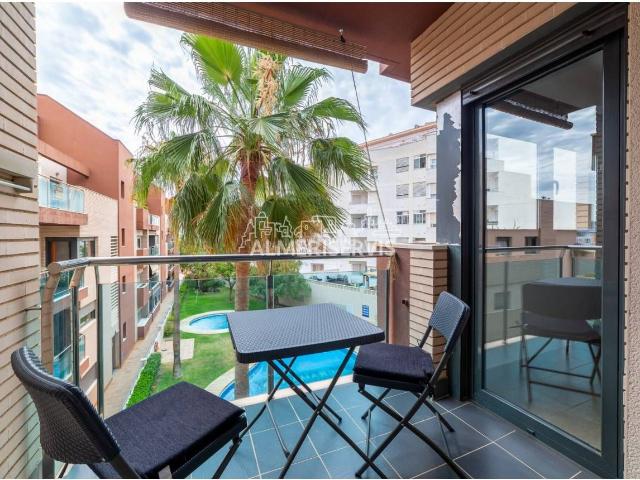 Piso en venta en Roquetas de Mar, El Puerto La Romanilla. Apartamento a un paso de la playa en Roquetas de Mar. Pisos Roquetas de.