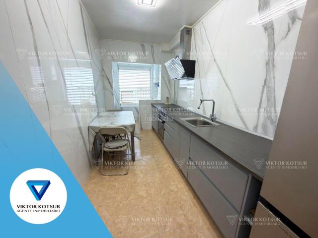 Piso en venta en Roquetas de Mar, Roquetas pueblo. Estupendo piso zona Pintor Rosales. Pisos Roquetas de.