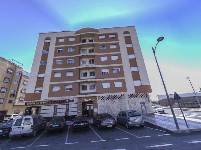 Piso en Venta en Roquetas Pueblo