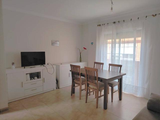 Piso en Venta en Roquetas Pueblo