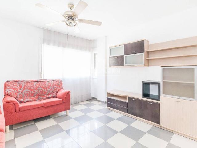 Piso en Venta en Roquetas Pueblo