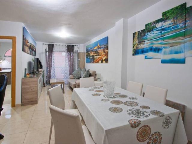 Piso en Venta en Roquetas Pueblo