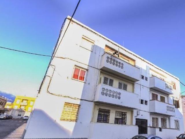Piso en Venta en Roquetas Pueblo