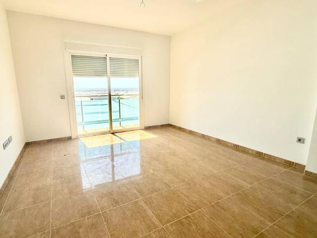 Piso en Venta en Roquetas Pueblo