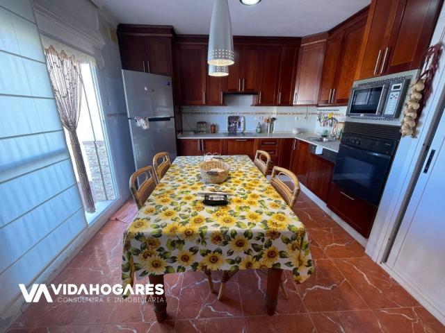 Piso en venta en Rota, Virgen del Mar. La vivienda que estabas esperando en una de las mejores zonas de la ciudad!Hay casas que simplemente se visitan y otras en las que. Pisos.