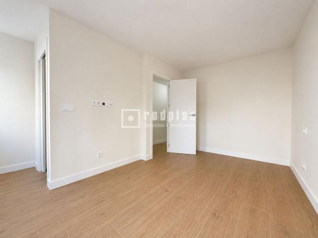 Piso en venta en Rozas de Madrid Las, Casco Antiguo. Espectacular vivienda totalmente REFORMADA A ESTRENAR. Pisos Rozas de Madrid.