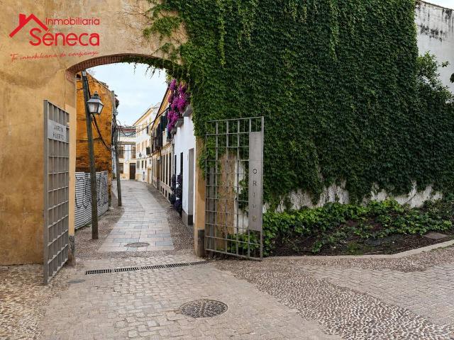 Piso en Venta en Sta. Marina San Andrés San Pablo San Lorenzo