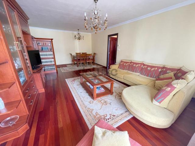 Piso en venta en Suances. Amplio Piso de 3 Habitaciones con garaje en el Corazón de Suances, Costa Cantábrica. Pisos.