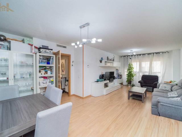 Piso en Venta en Sur PAU 4