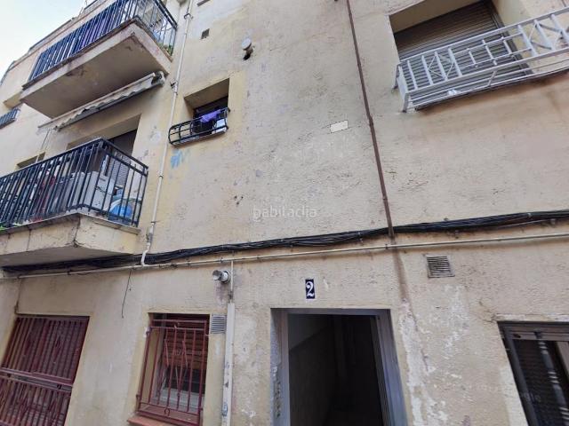 Piso en venta en Sabadell, Ca n'Oriac. Oportunidad para inversores!. Pisos.