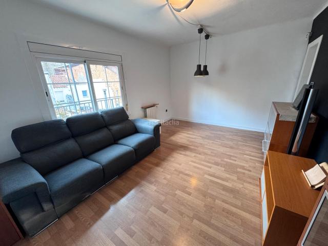 Piso en venta en Sabadell, Ca n'Oriac. OPORTUNITAT. Pisos.