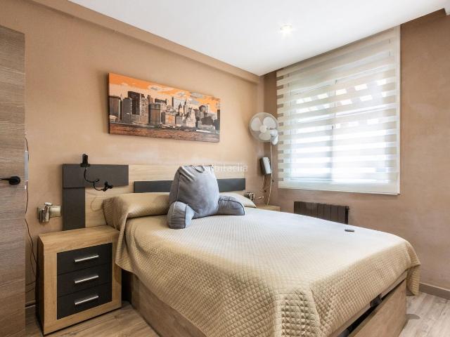 Piso en venta en Sabadell, Ca n'Oriac. PISO PARA ENTRAR A VIVIR. Pisos.