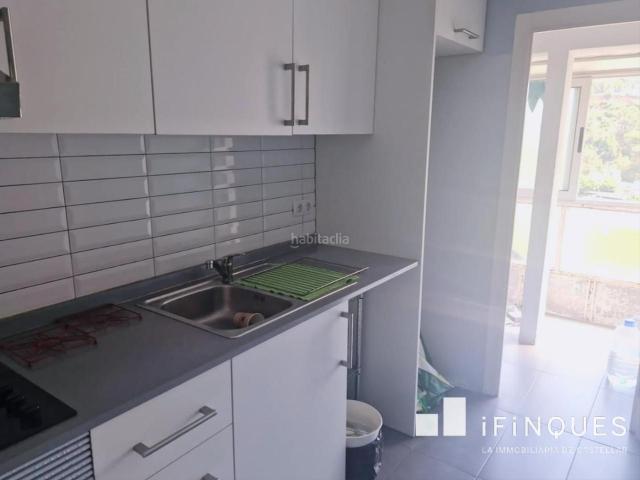 Piso en venta en Sabadell, Can Puiggener. PISO REFORMADO CON 3 HABITACIONES. Pisos.