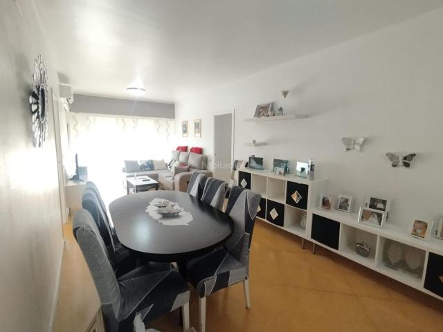 Piso en venta en Sabadell, Can Roqueta. PISO EN CAN LLOBATERAS DE TRES HABITACIONES CON PARKING. Pisos.