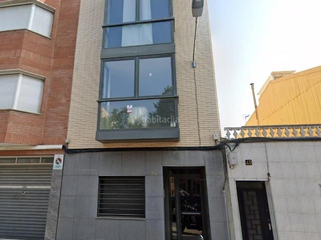 Piso en venta en Sabadell, Can Rull. Oportunidad para inversores!. Pisos.