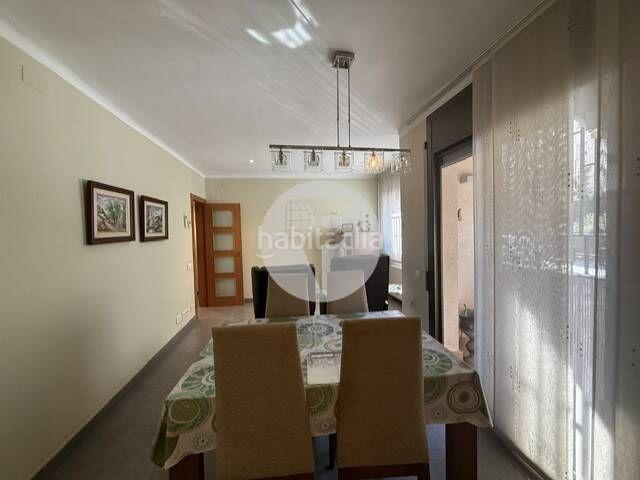Piso en venta en Sabadell, Can Rull. Piso de 3 habitaciones en Via Alexandra Funcional y bien ubicado en Sabadell. Pisos.