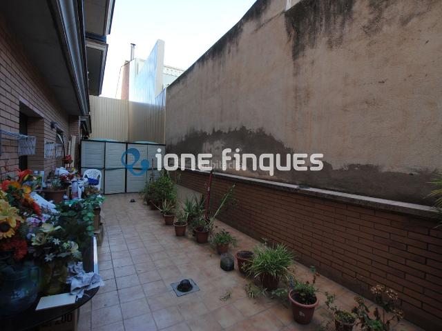 Piso en venta en Sabadell, Covadonga. Ione Finques Ofrece. Pisos.