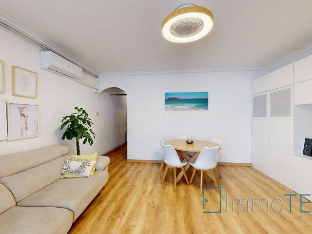 Piso en venta en Sabadell, Creu de Barberà. EN LA CREU DE BARBERÀ. Pisos.