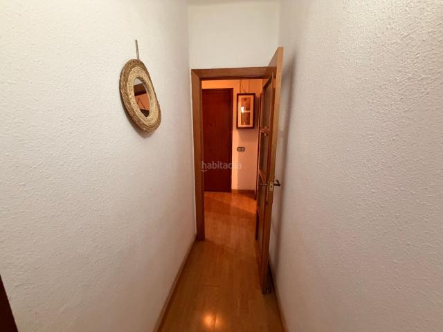 Piso en venta en Sabadell, Creu de Barberà. PISO EN SABADELL: 3 HABS. + 1 BAÑO + BALCÓN. Pisos.
