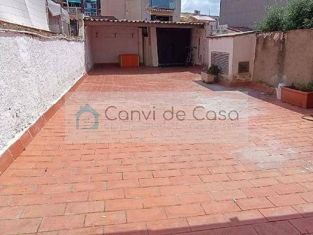 Piso en venta en Sabadell, de 55 m² 2 habitaciones por 165.000