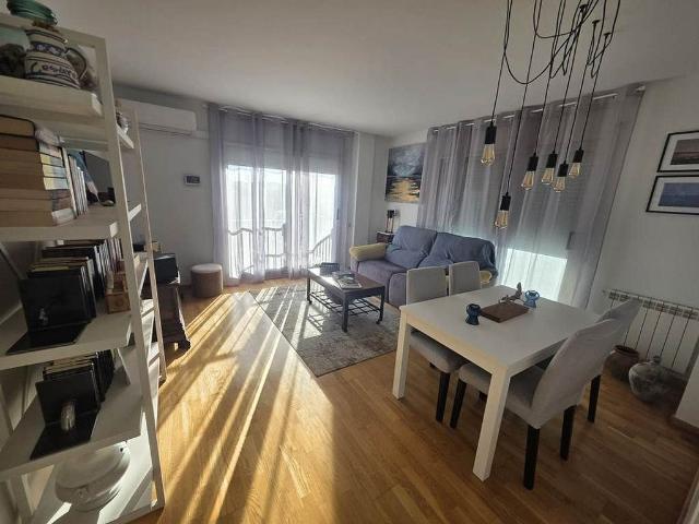Piso en venta en Sabadell, de 74 m² 3 habitaciones por 395.000