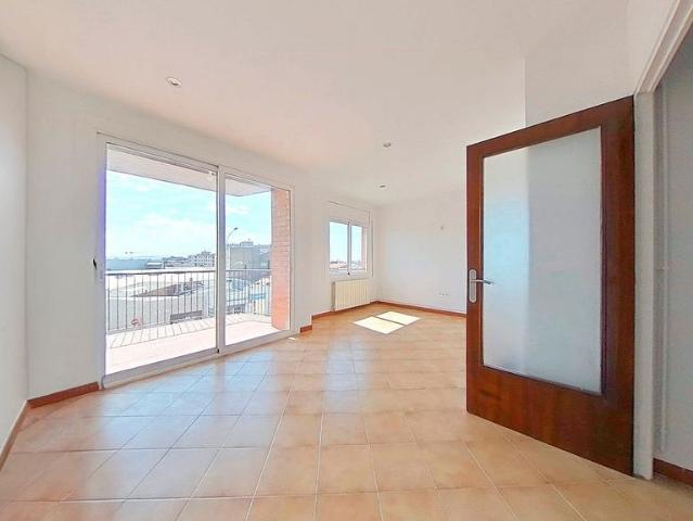 Piso en venta en Sabadell, de 88 m² 3 habitaciones por 225.500